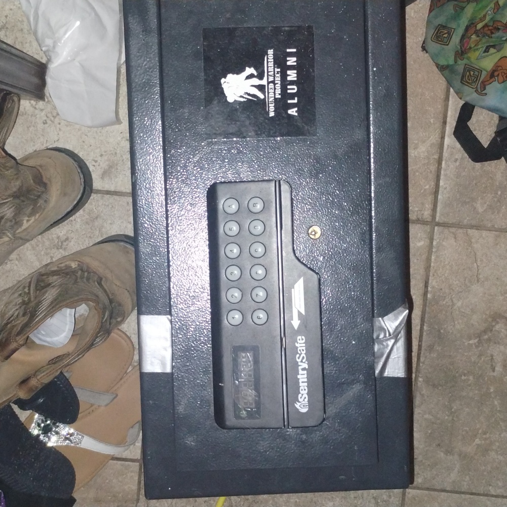 Sentry safe black card swipe and digital